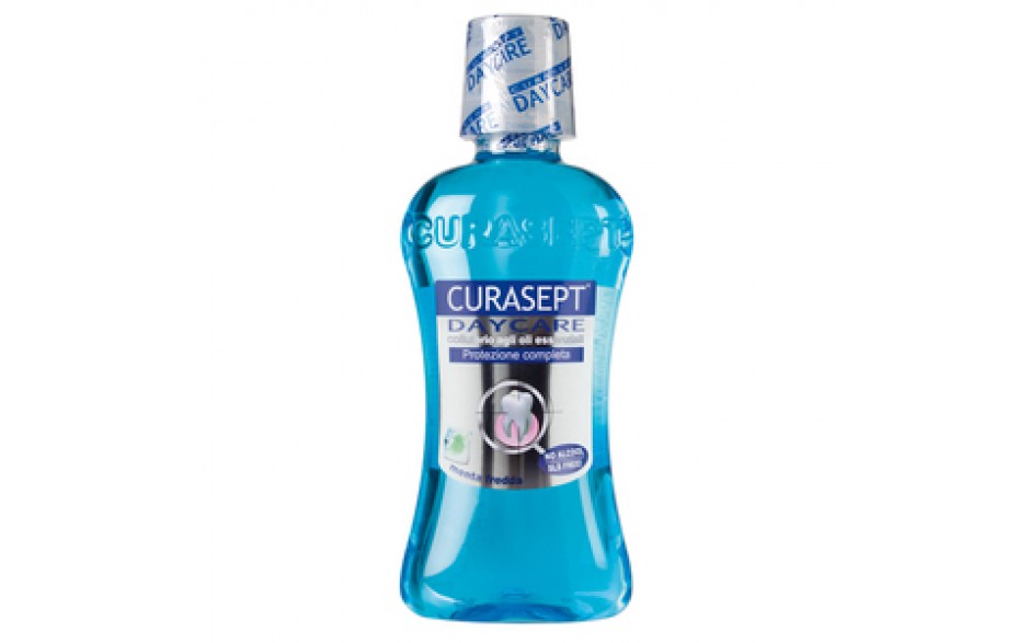 Curasept Daycare Collutorio Menta Fredda Flacone Da 500 Ml